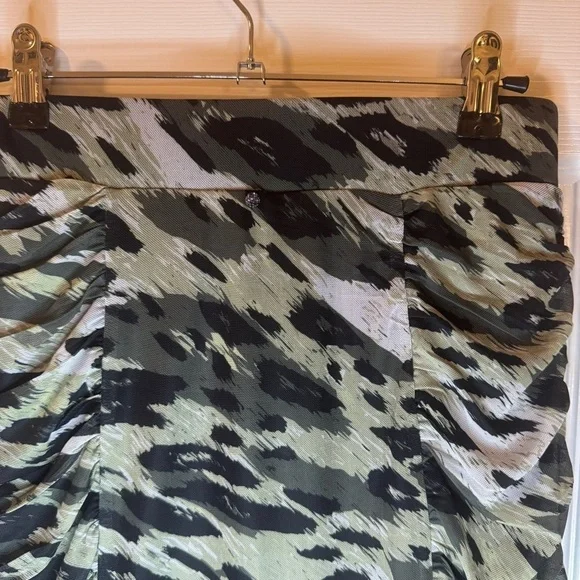 Adrienne Landau Onyx Jade Collection Ruched Mesh Skirt Size S NWT - Picture 4 of 11